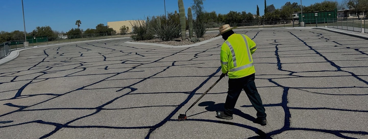 phoenix asphalt crack sealing service